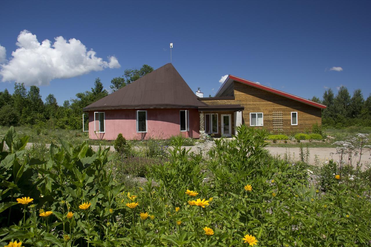 Sugar Ridge Retreat Centre Hotel Midland Esterno foto